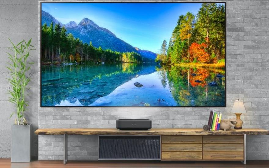 טלוויזיה חכמה בהקרנת לייזר דגם EPSON EH-LS300